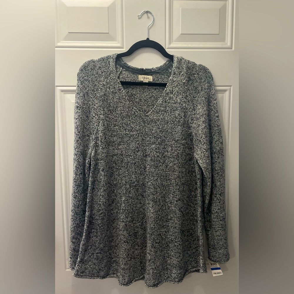 NWT XL Style & Co. Black White V Neck Ribbed Trim Boho Retreat Sweater - Picture 1 of 9
